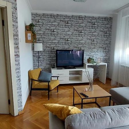 Plavi Zec Apartment Subotica Luaran gambar