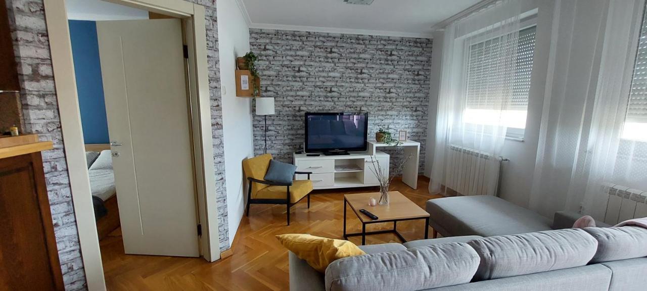 Plavi Zec Apartment Subotica Luaran gambar