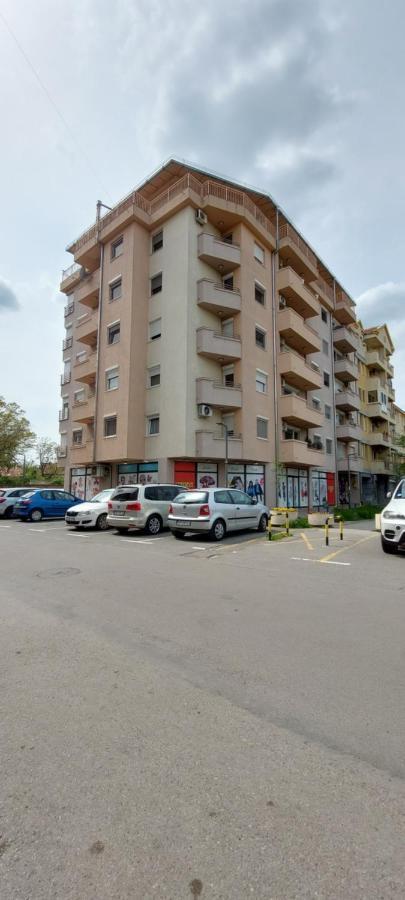 Plavi Zec Apartment Subotica Luaran gambar